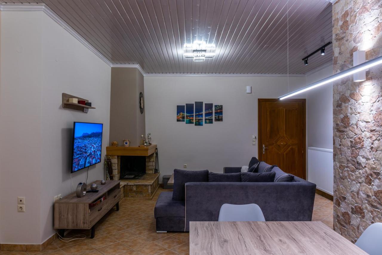 G.R Luxury Apartment Kalligoni Екстериор снимка