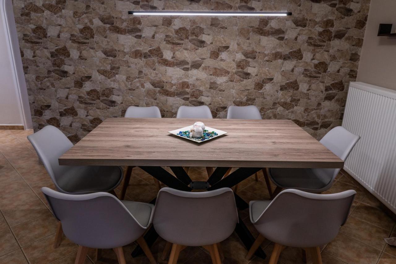 G.R Luxury Apartment Kalligoni Екстериор снимка