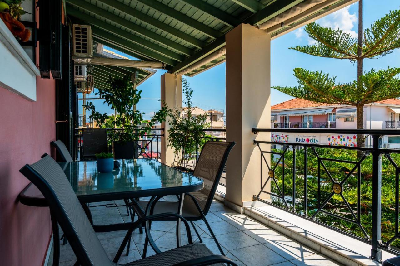 G.R Luxury Apartment Kalligoni Екстериор снимка